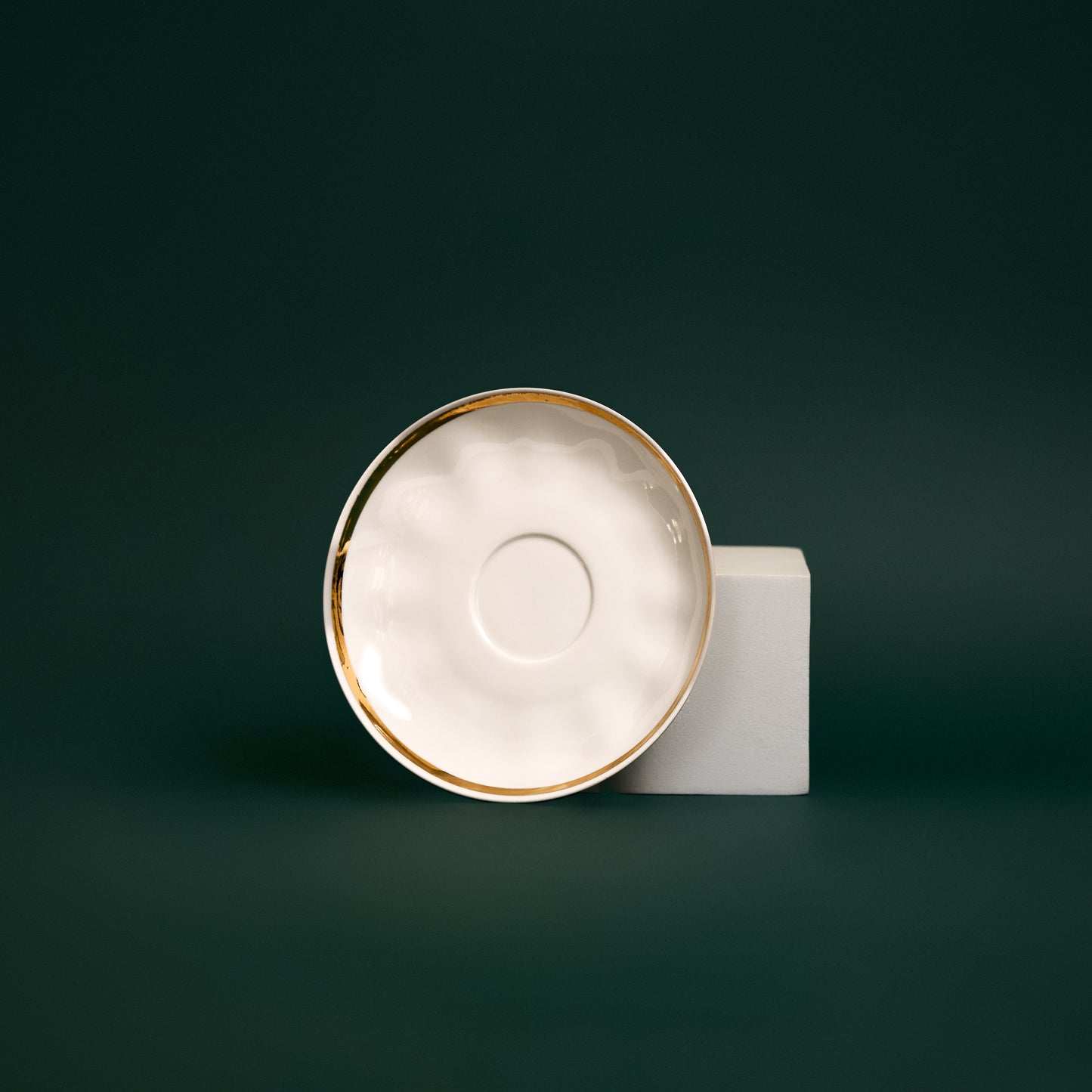 Vintage Dulevo Tea Set — White Porcelain with Gold Trim