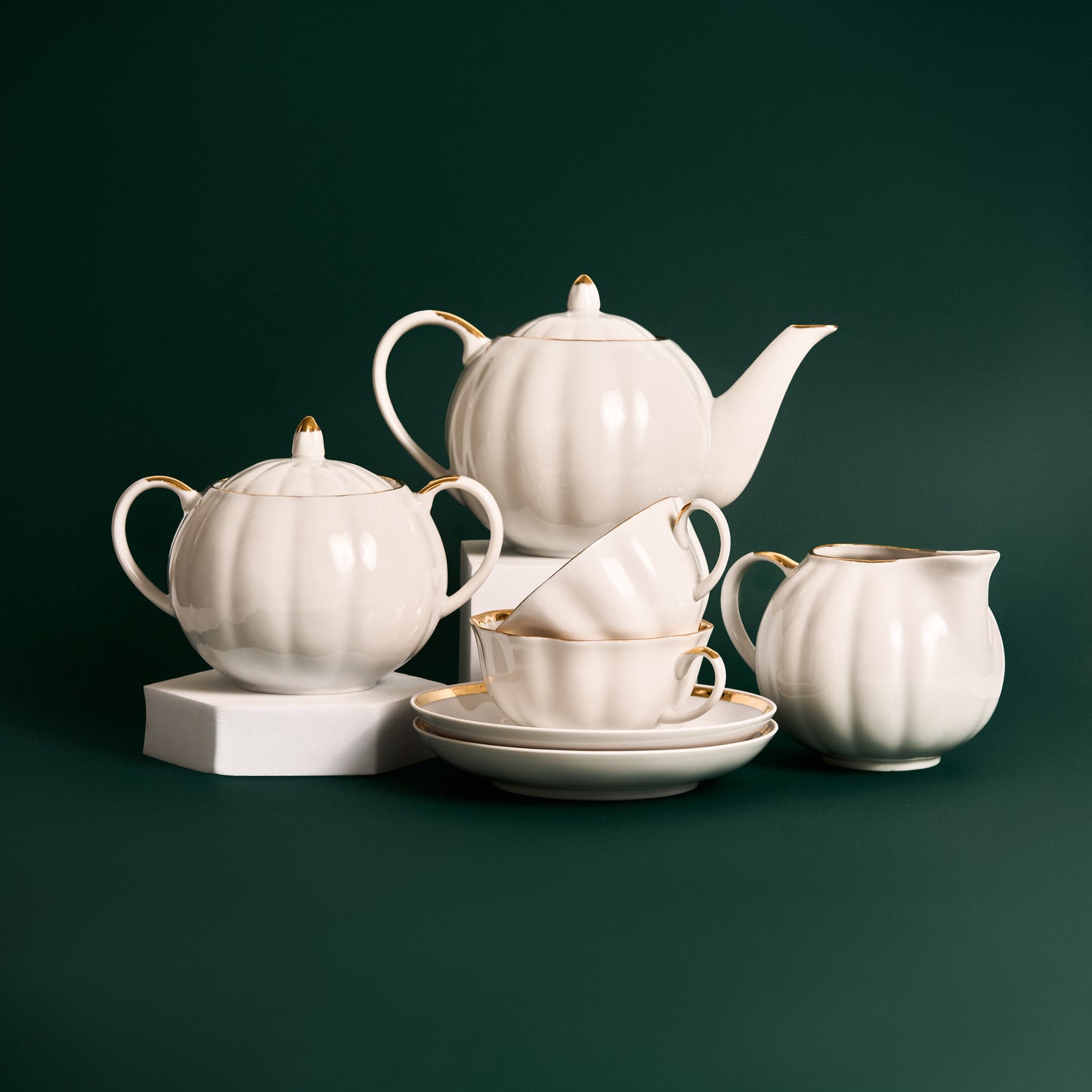 Vintage Dulevo Tea Set — White Porcelain with Gold Trim