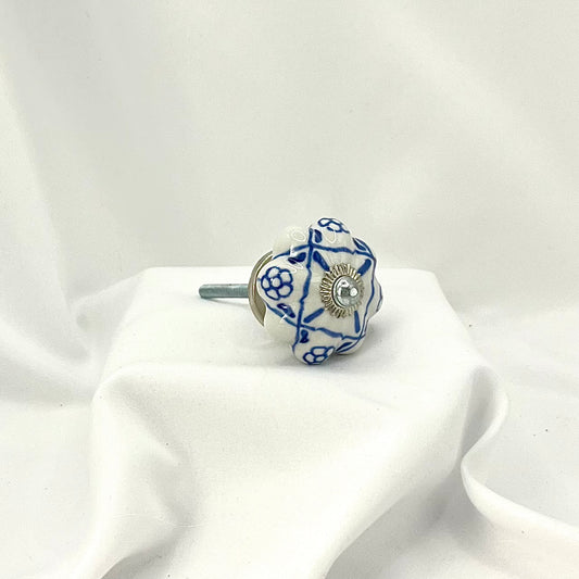 Ceramic handle "Flower"