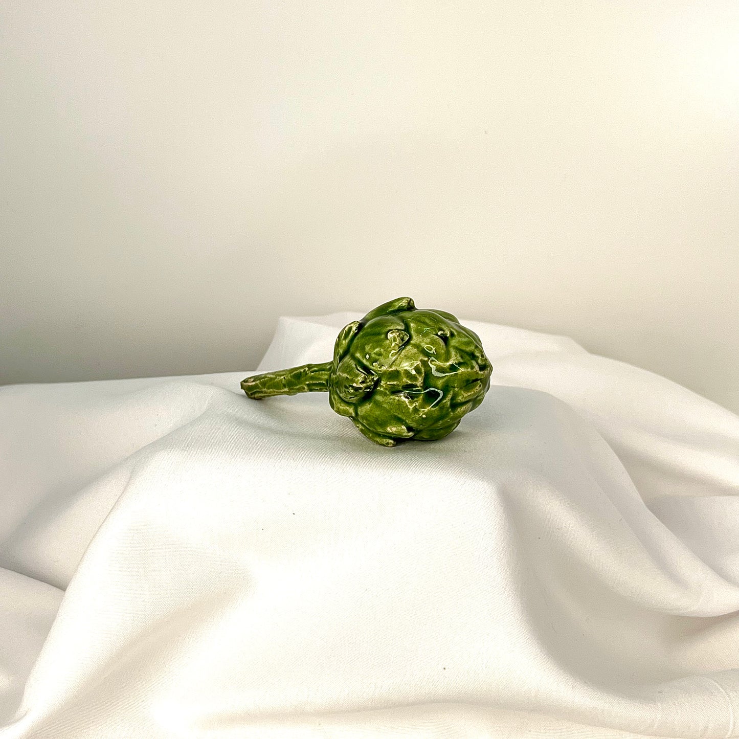 Artichoke in glaze figurine (small)