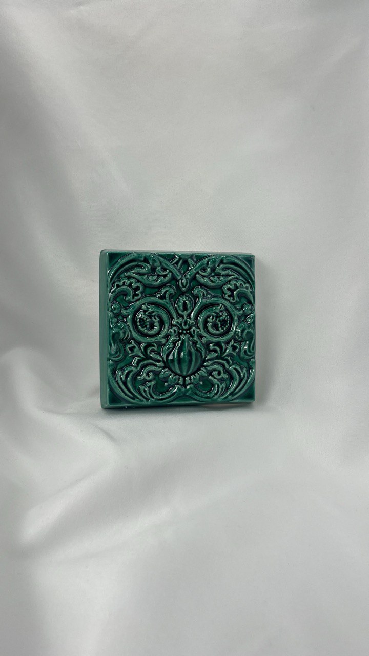 Majolica tile "Fairy Tale"